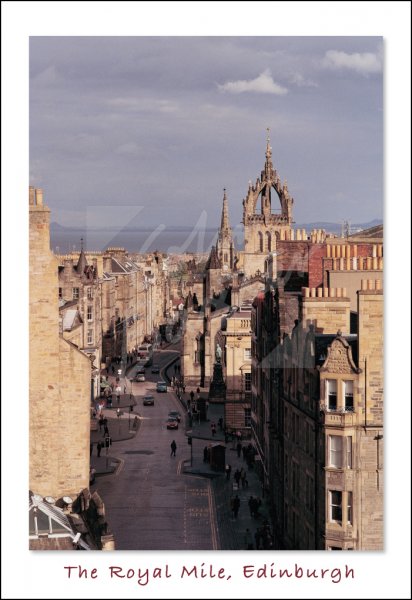 Royal Mile & St Giles' Cathedral, Edinburgh Postcard (V Std CB)