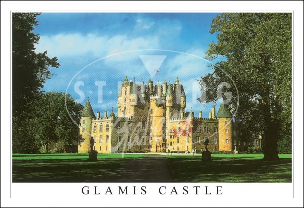 Glamis Castle Postcard (H SG)