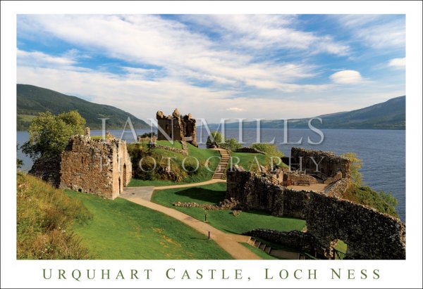 Urquhart castle, Loch Ness Postcard