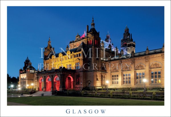 Glasgow - Kelvingrove Art Gallery & Museum, Night Postcard