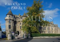 Falkland Palace Magnet